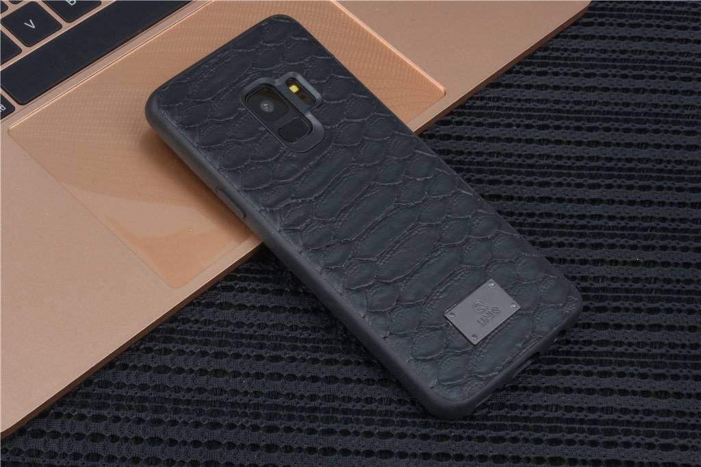 UNIQ Hülle etui für Samsung Galaxy S9 - Schwarz